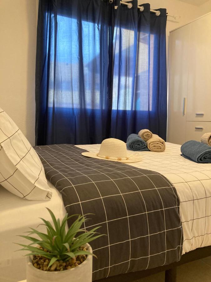 2 Bedroom Pool Apartment Close To Beach Rocky Point Corralejo Exterior foto
